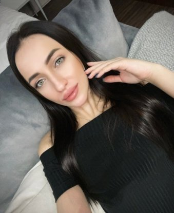 С мной ты откроешь новые грани наслаждения.
🌟 Мои услуги включают все, что заставляет сердце биться быстрее: классический секс, оральный секс, анальный секс, профессиональный массаж и многое другое.
💋 Будь уверен, я гарантирую полное удовлетворение и незабываемый опыт. Моя красота и страсть точно не оставят тебя равнодушным.
📷 На моей странице ты можешь оценить мои фото, а также прочитать отзывы от довольных клиентов.
🏙️ Устроим незабываемую встречу в Москве, городе, где все фантазии становятся реальностью.
🔥 Жду звонка от тебя, чтобы подарить тебе море наслаждения! 💋 Арина