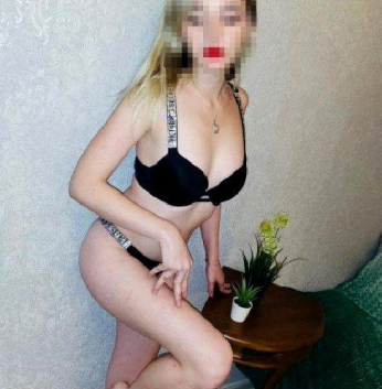 Встречи со мной - это незабываемое путешествие в мир страсти и сладких наслаждений. Я создам атмосферу, полную нежности и удовлетворения, где каждая минута будет наполнена эмоциями. Обладаю безупречной внешностью и сексуальными формами, которые не оставят тебя равнодушным. У меня есть фото, чтобы ты мог оценить всю мою красоту. Живу в Москве, и готова к встрече в любое время и в любом месте. Оставь заявку на сайте, и получишь то, чего ты давно желал. Погрузись в мир наслаждения со мной! 💋 Ленка
